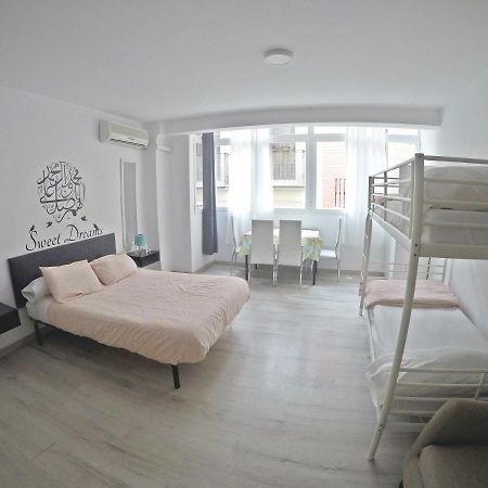 Mesonhomes Suites Center - Stay & Work Granada Dış mekan fotoğraf