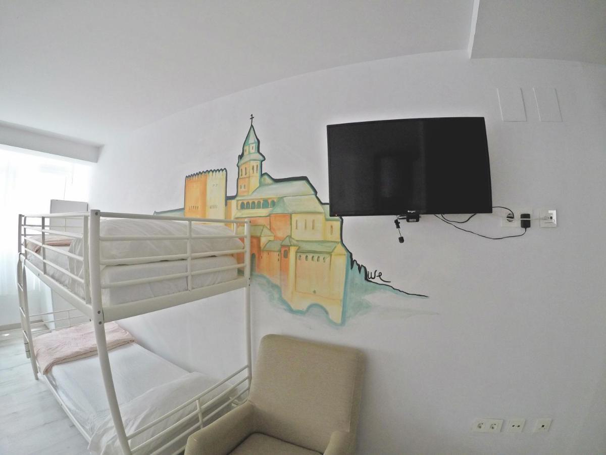 Mesonhomes Suites Center - Stay & Work Granada Dış mekan fotoğraf