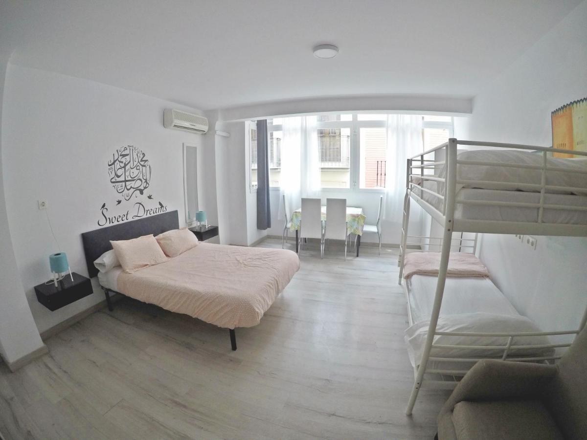 Mesonhomes Suites Center - Stay & Work Granada Dış mekan fotoğraf
