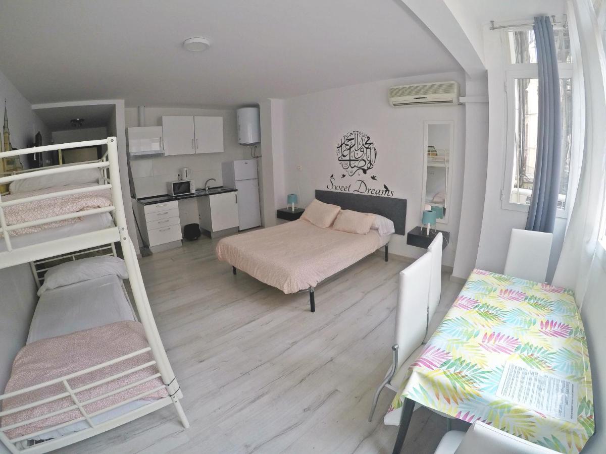 Mesonhomes Suites Center - Stay & Work Granada Dış mekan fotoğraf