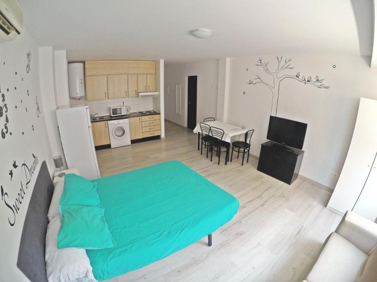 Mesonhomes Suites Center - Stay & Work Granada Dış mekan fotoğraf